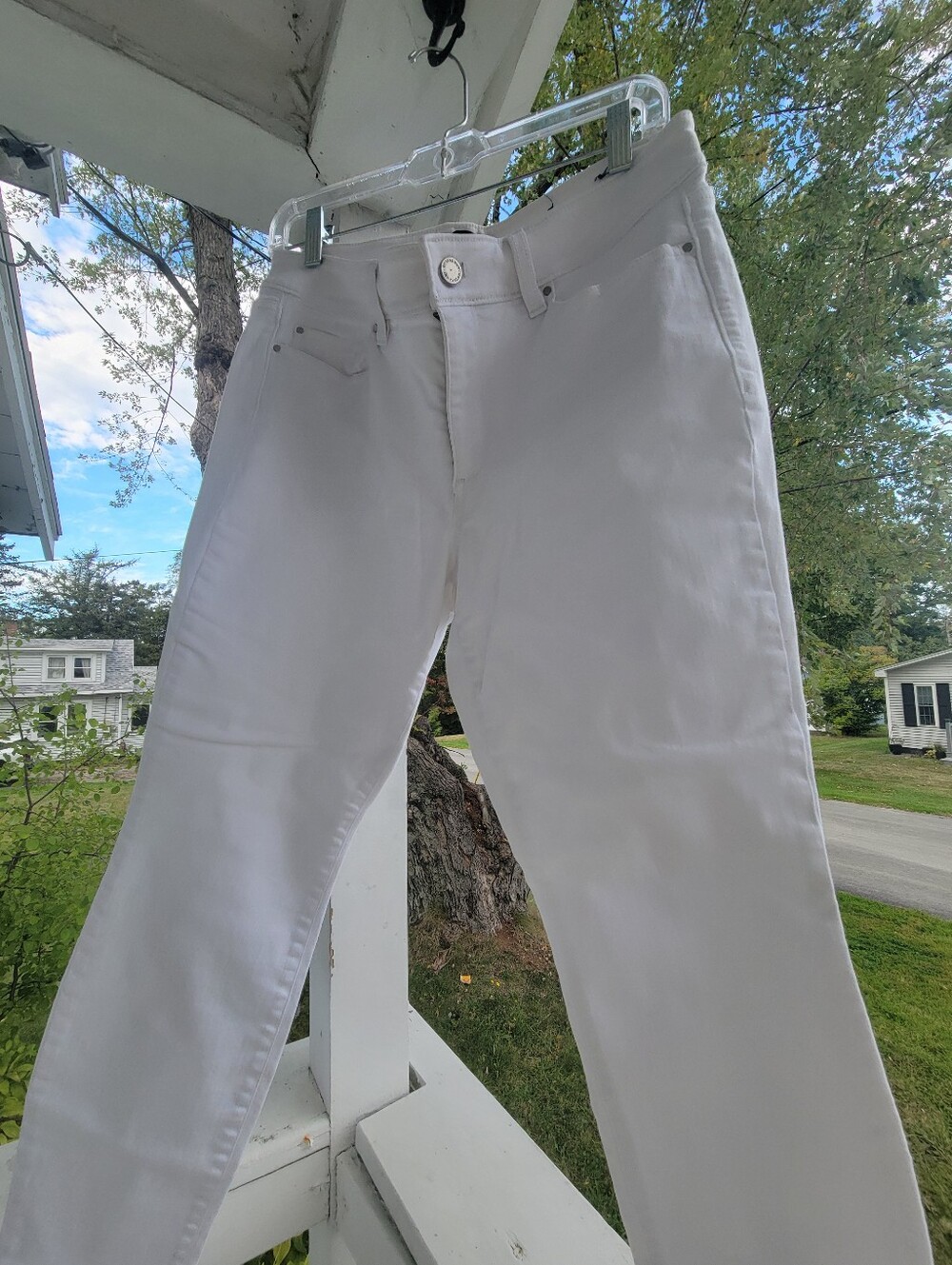 ANN TAYLOR, Skinny Jeans, Color-white, Size- 12 Petite, Curvy Fit